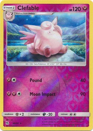 Clefable 40 / 68 Reverse Holo hidden-fates-rh-33